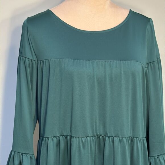 Agnes & Dora NWT green dress Size XS/S - Picture 4 of 5
